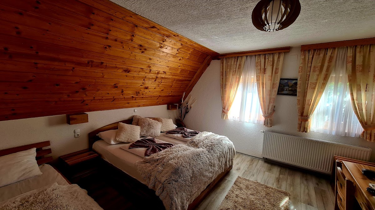 Pansion House Prijeboj - photo 2