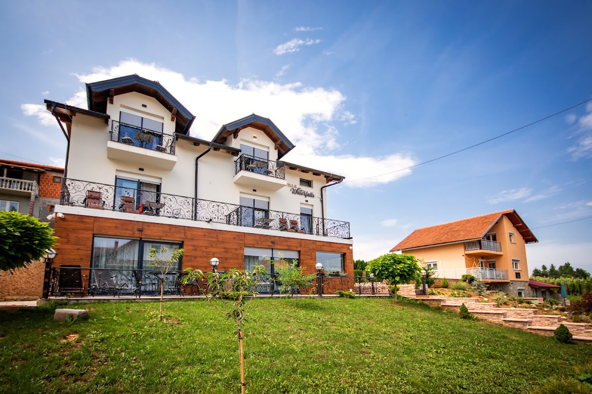 Waterfall View Resort