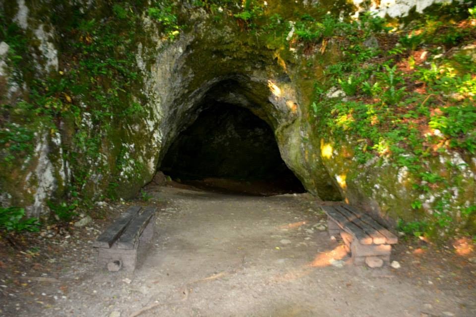 Barač Caves Guided Tour - photo 2