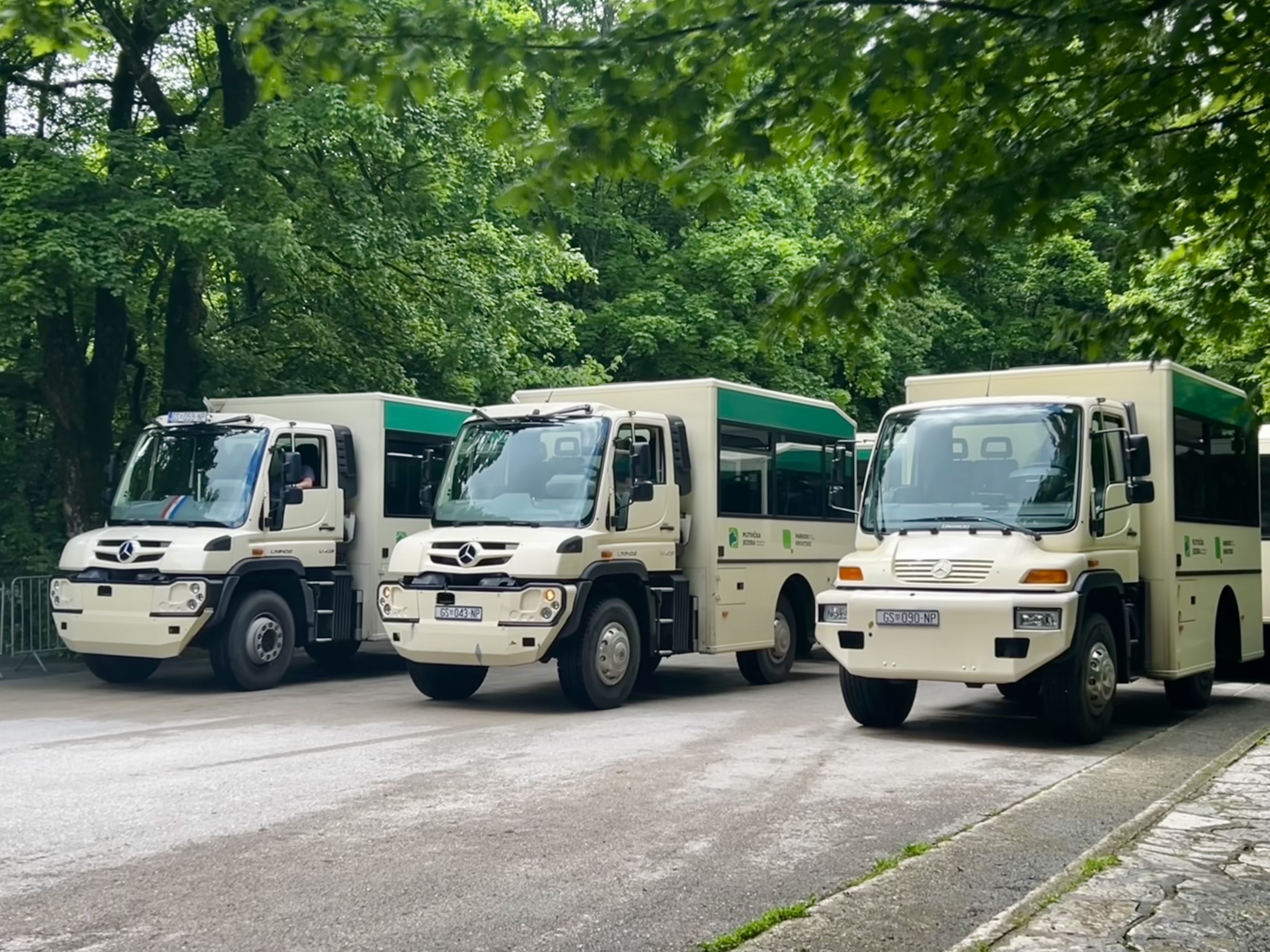 Upper Lakes Walking Route E - photo 4